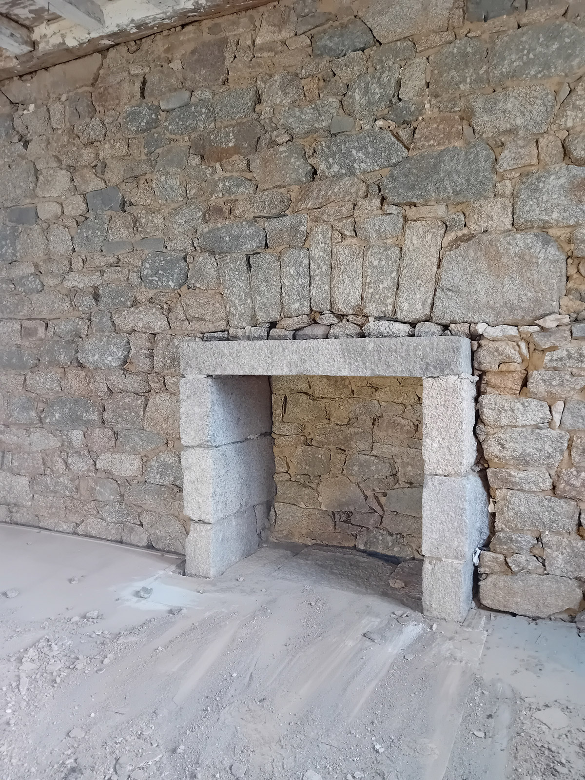 Sablage-Cheminée - Après